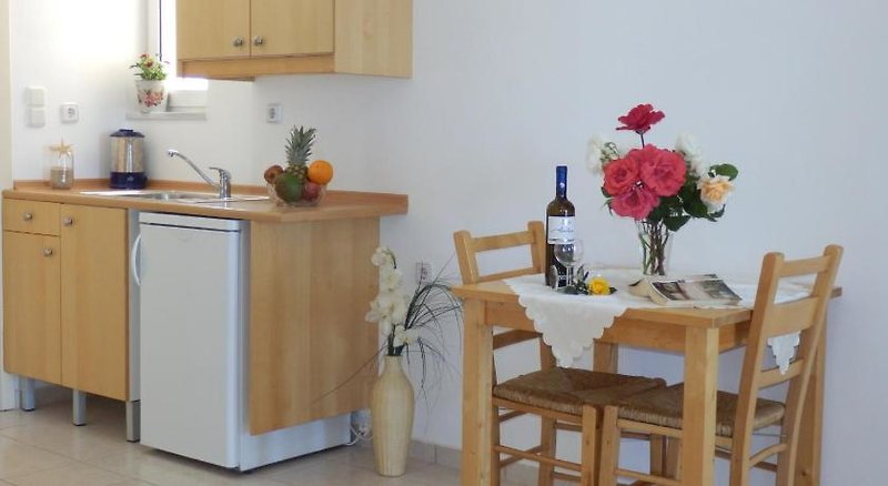 Maro Suites