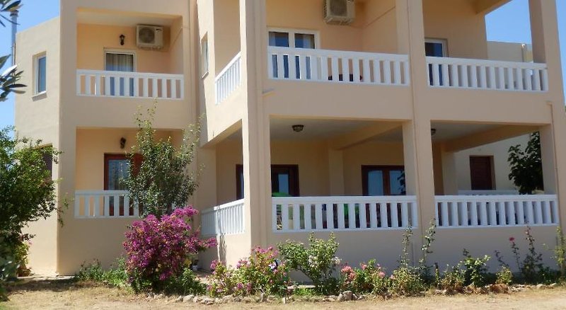 Maro Suites