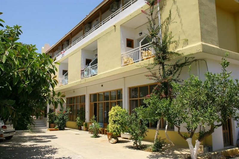 Hotel Harmony Hotel & Studio