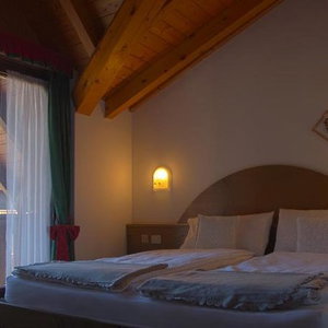 Hotel Hotel Garni B&B La Felce cazare Carisolo