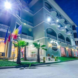 Hotel Phoenicia Boutique cazare Navodari