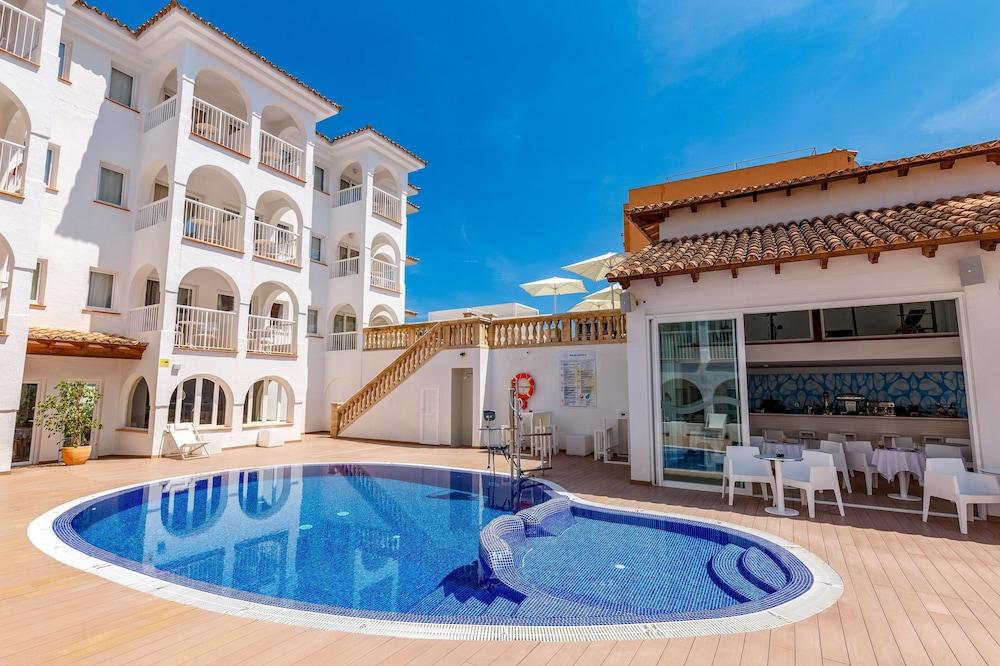 R2 Bahia Cala Ratjada Design Hotel - Adults Only
