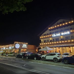 Hotel Casa Del Monte cazare Predeal