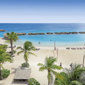 Hotel Lionsdive Beach Resort cazare Willemstad