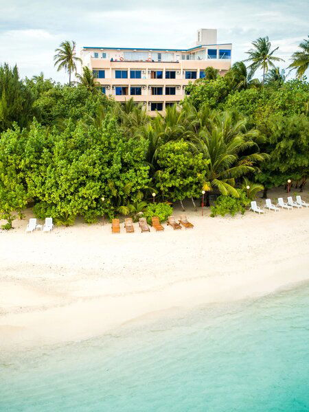 Hotel Season Paradise