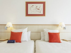 Hotel Novotel Szeged cazare Szeged