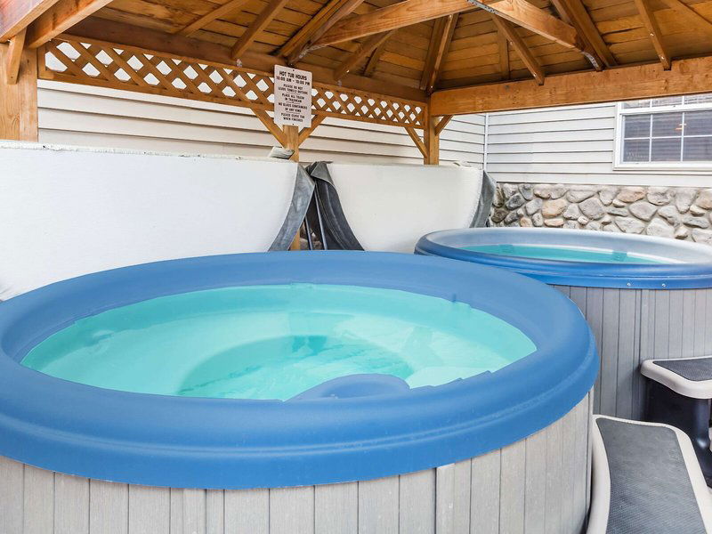 Hotel Ramada By Wyndham Frisco