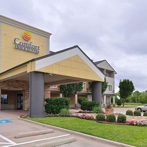 Hotel Comfort Inn & Suites Frisco - Plano cazare Frisco