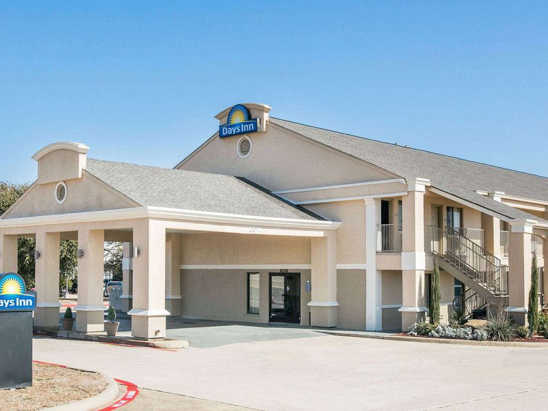 Hotel Days Inn By Wyndham Mckinney