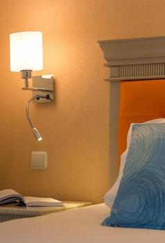 Tropical Hotel