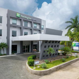 Hotel Holiday Inn Express San Jose Forum cazare San Jose