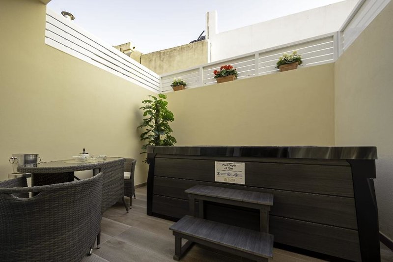 Domus Boutique Hotel