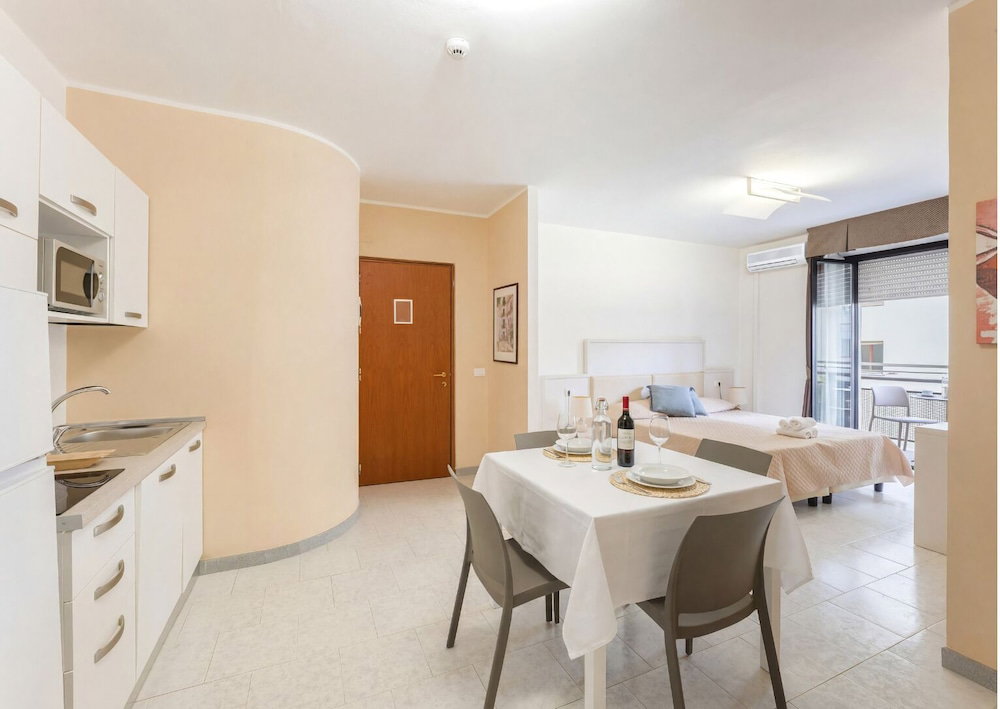 Rina Sea Apartments