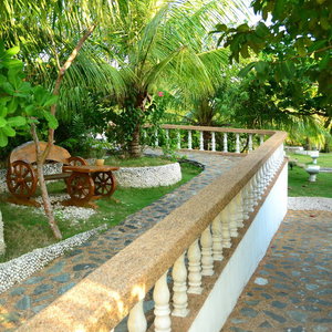 Hotel Eden Resort cazare Santander Poblacion