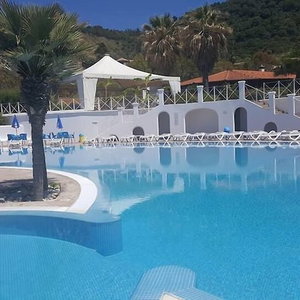 Hotel Cala Petrosa Resort cazare Tropea