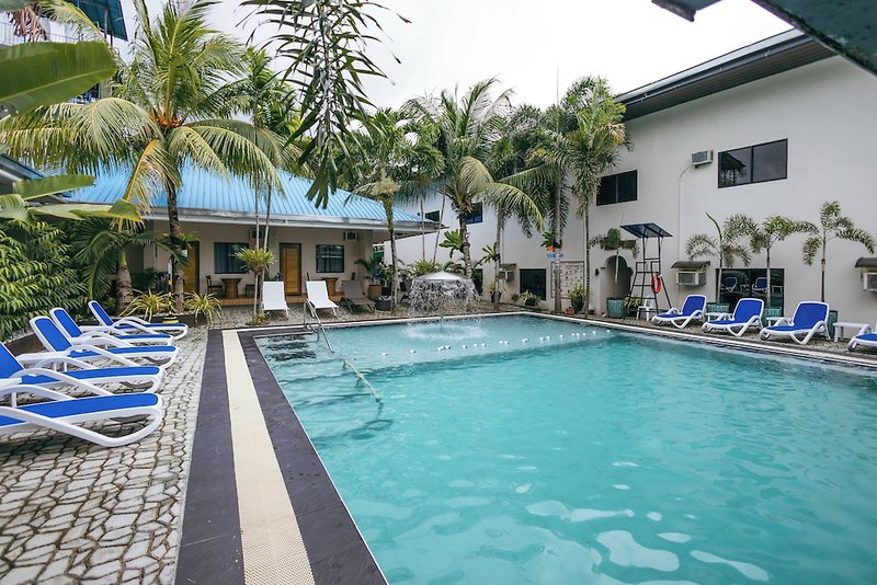 Hotel Pescadores Suites Moalboal