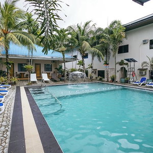 Hotel Pescadores Suites Moalboal cazare Moalboal