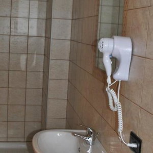 Hotel Raxul Room cazare Sestu