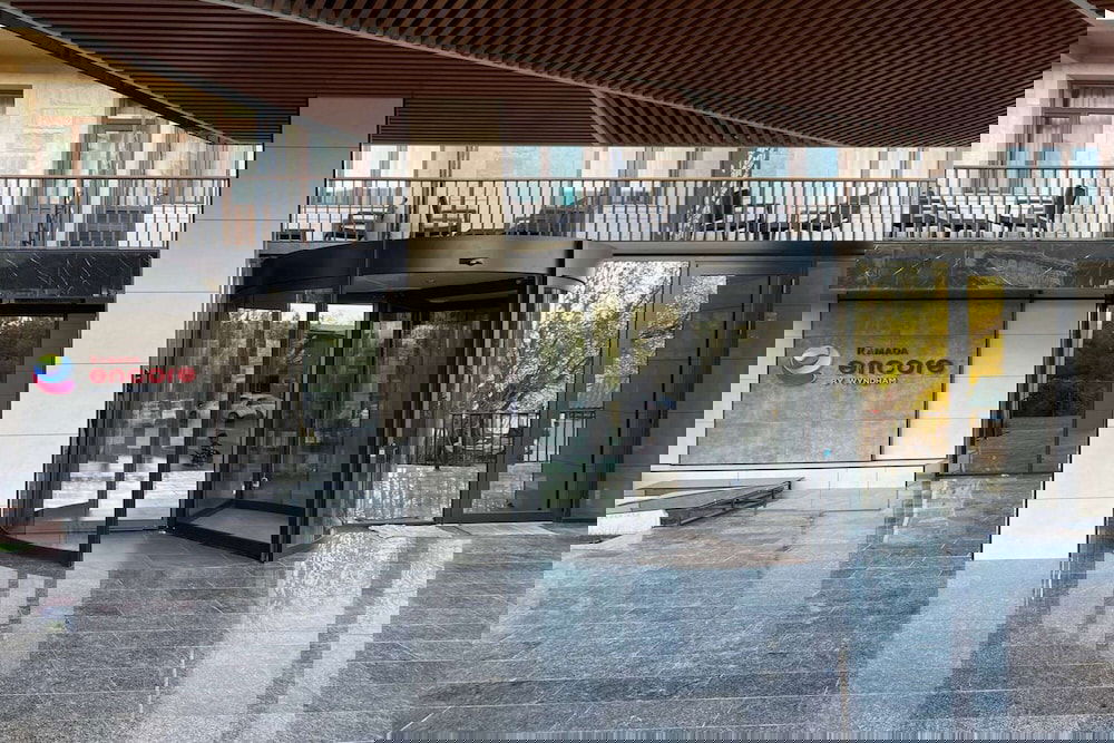 Hotel Ramada Encore By Wyndham Tashkent