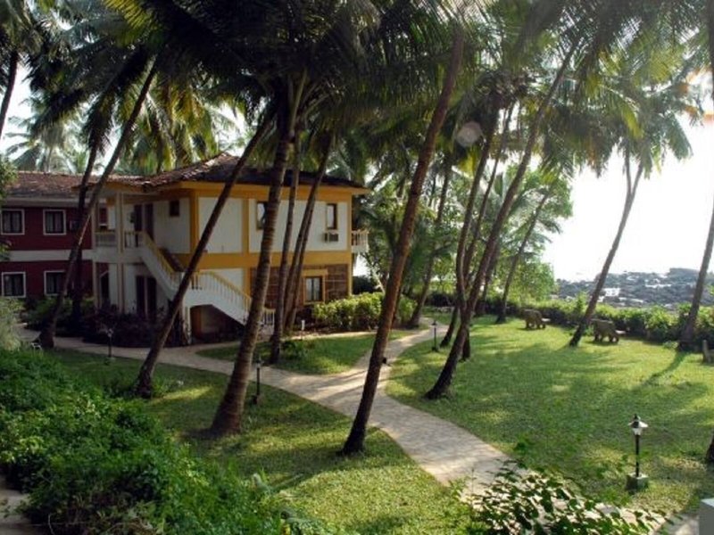Hotel Bambolim Beach Resort