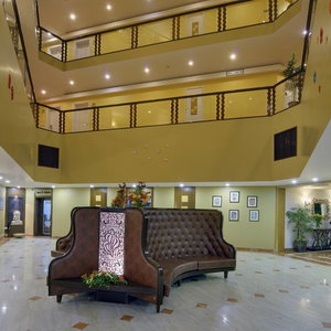 Hotel The Crown Goa cazare Panaji
