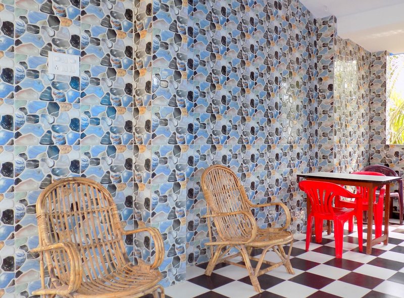 Romaldo Guest House