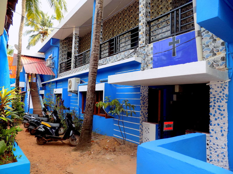 Romaldo Guest House