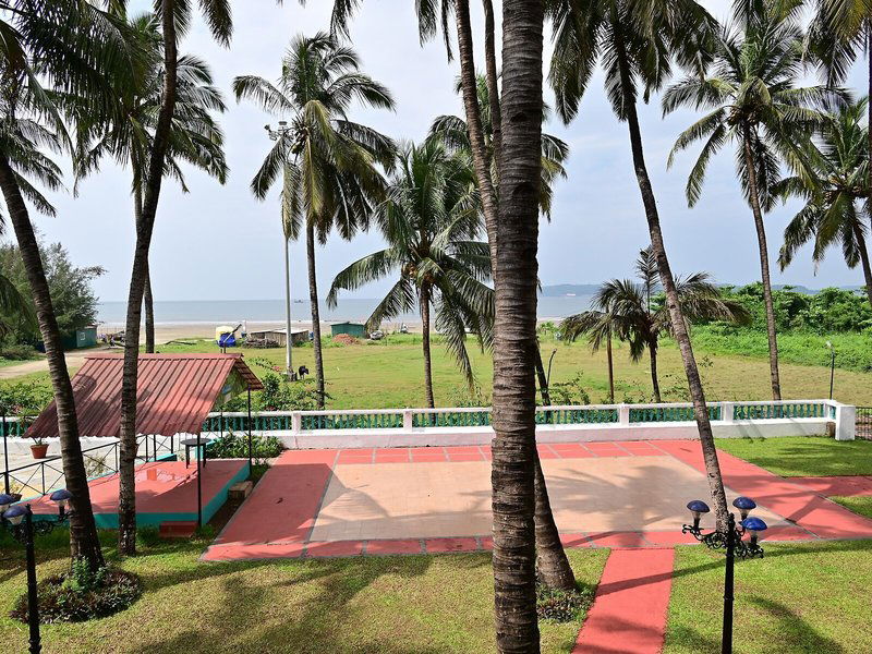 Hotel Swimsea Beach Resort