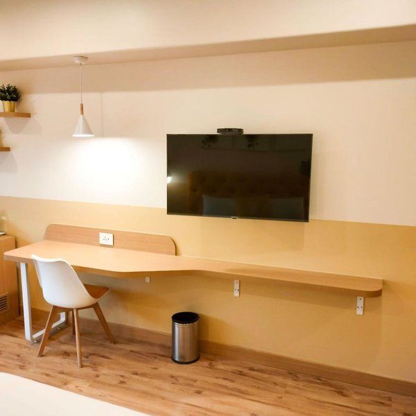 Hotel Bloom Hotel - Hitec City