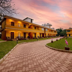Hotel Sterling Karwar cazare Karwar