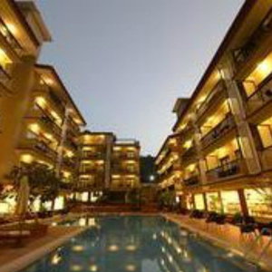 Hotel Deltin Suites cazare Goa