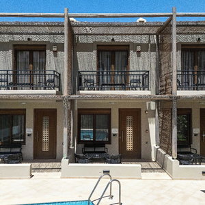 Hotel Pantheon Villas & Suites cazare Platanes