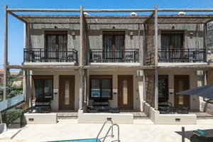 Hotel Pantheon Villas & Suites cazare Platanes