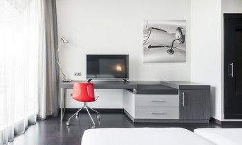 Hotel Ilunion Atrium