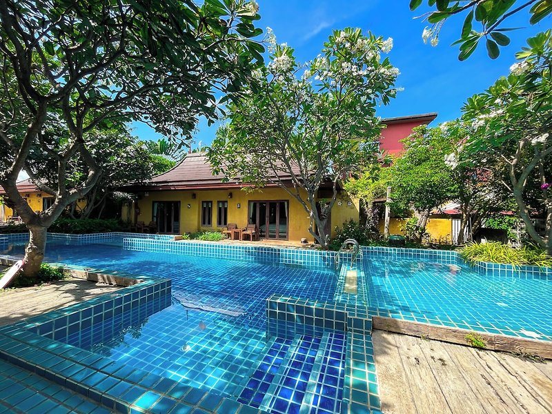 Hotel Chaan Mai Hom