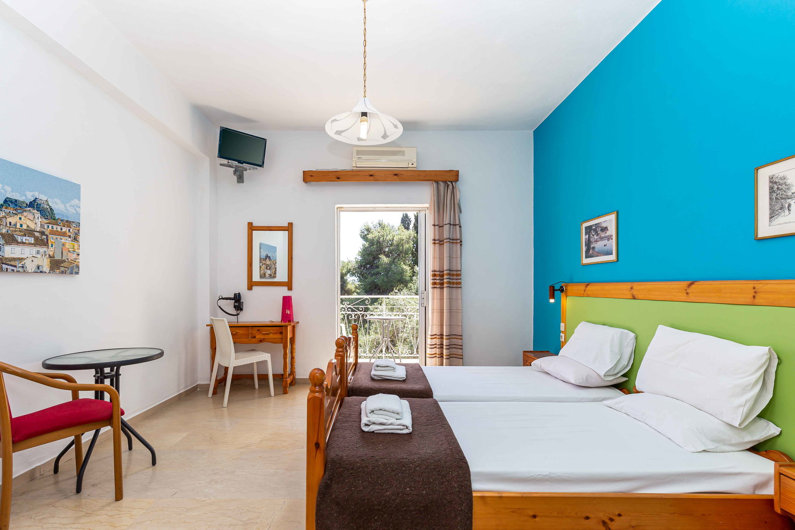 Alexandros Studios By Estia