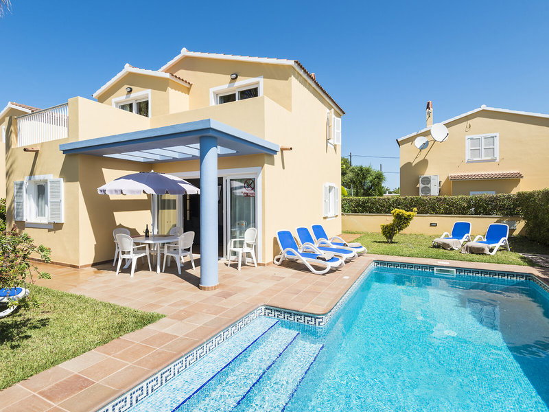 Hotel Villas Amarillas