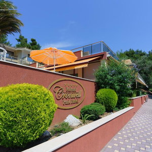 Sejur Rahoni Cronwell Hotel vacanta Nea Skioni