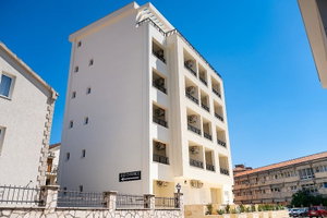 Hotel Millennium Apartments Budva cazare Budva