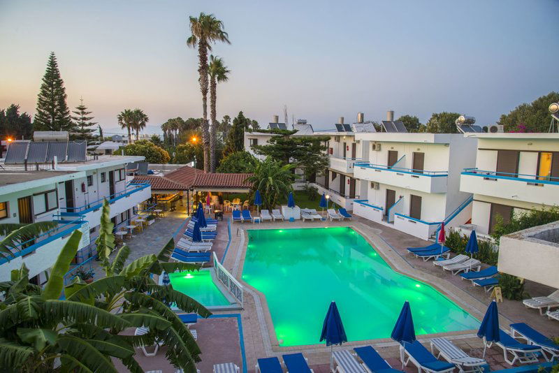 Hotel Yiannis Yard Studios & Apartments