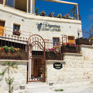 Hotel Vigneron Cave Hotel cazare UErguep
