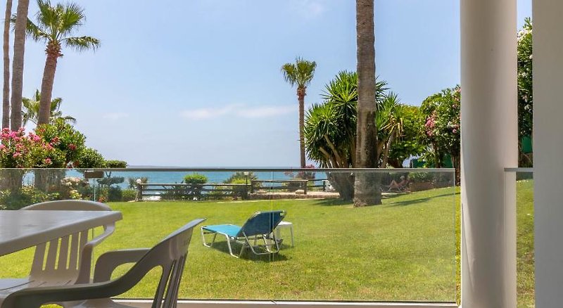 dal travel Rododafni Beach Apartments