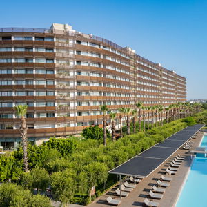 Hotel Nirvana Cosmopolitan cazare Lara