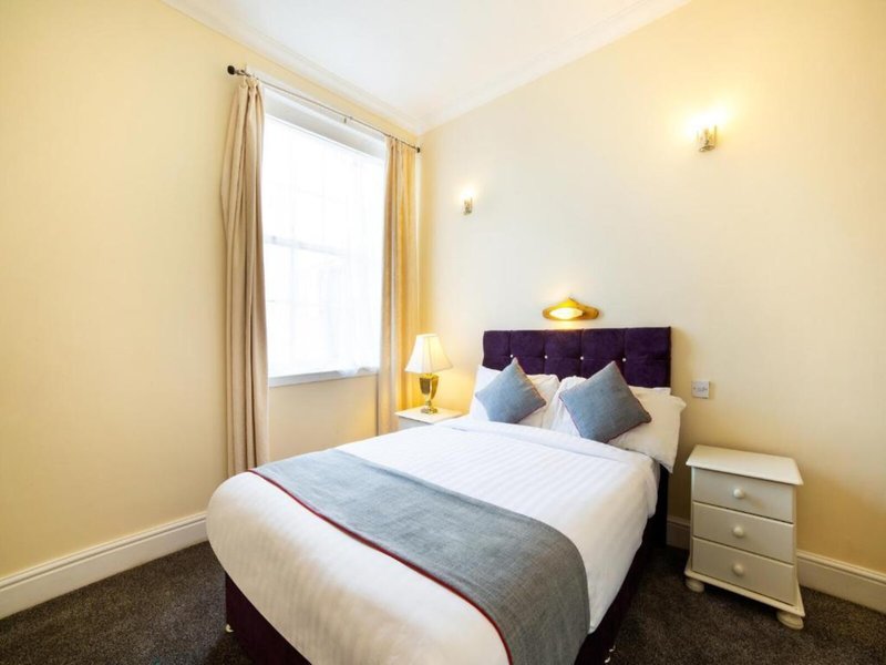 Diamonds Inn Ltd