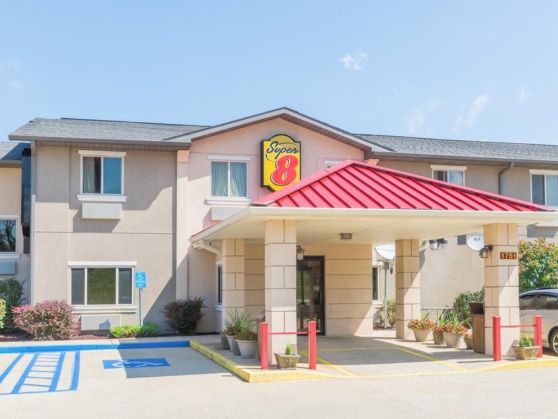Hotel Super 8 By Wyndham Bloomington