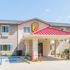 Hotel Super 8 By Wyndham Bloomington cazare Bloomington