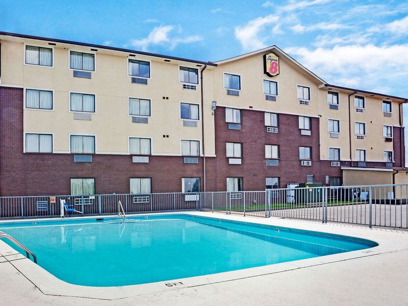 Hotel Super 8 By Wyndham Nashville/ Dntn/ Opryland Area