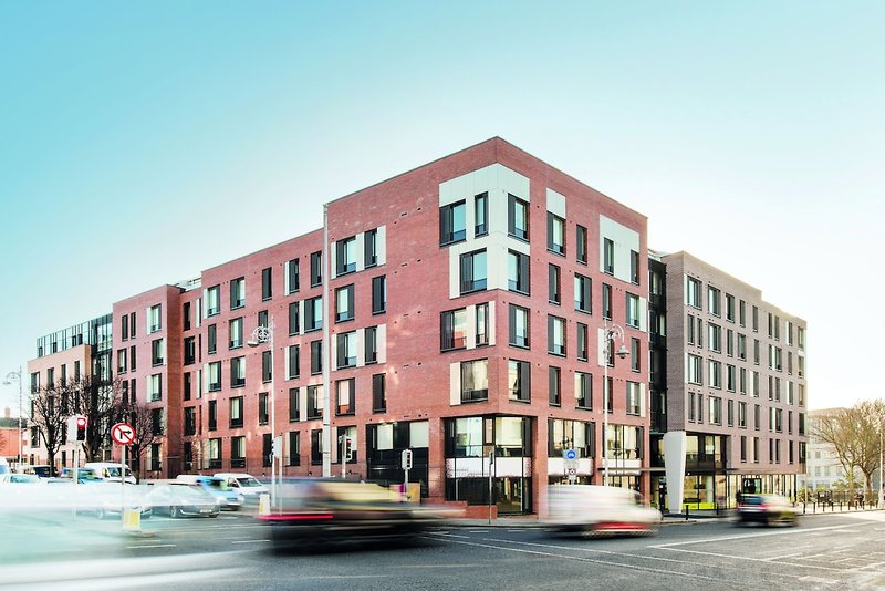 Hotel Destiny Student Kavanagh Court