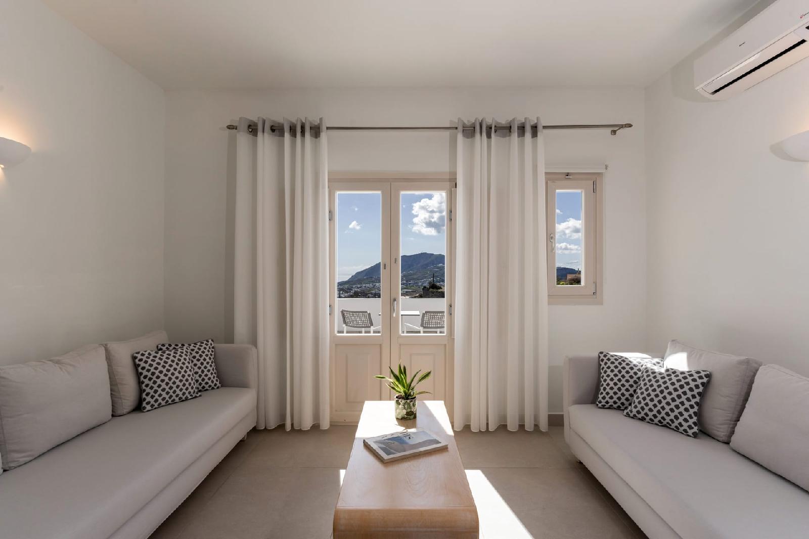 Santorini Palace