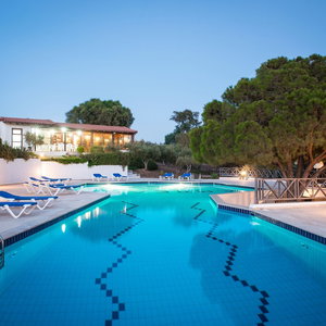 Hotel Ambelos cazare Agia Pelagia